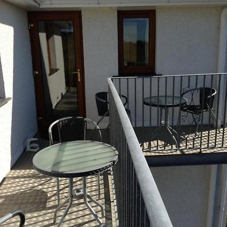 Room In Guest Room - Orchard Manor, Fore Street, Probus Truro Bagian luar foto