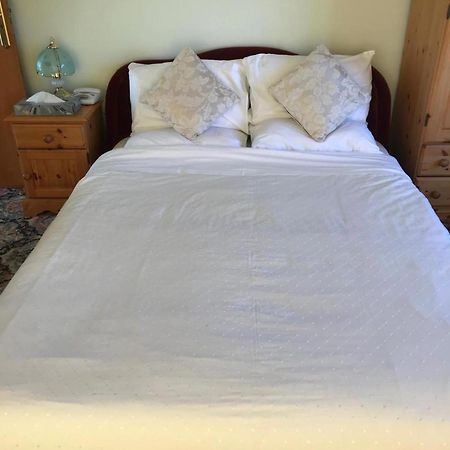 Room In Guest Room - Orchard Manor, Fore Street, Probus Truro Bagian luar foto