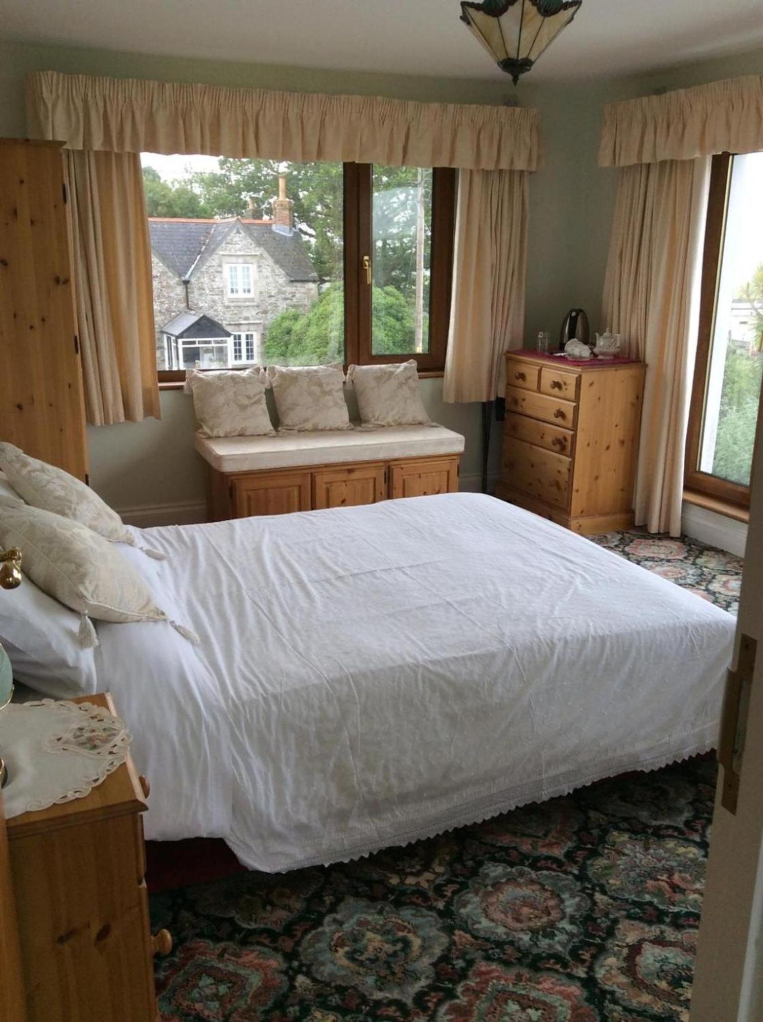 Room In Guest Room - Orchard Manor, Fore Street, Probus Truro Bagian luar foto