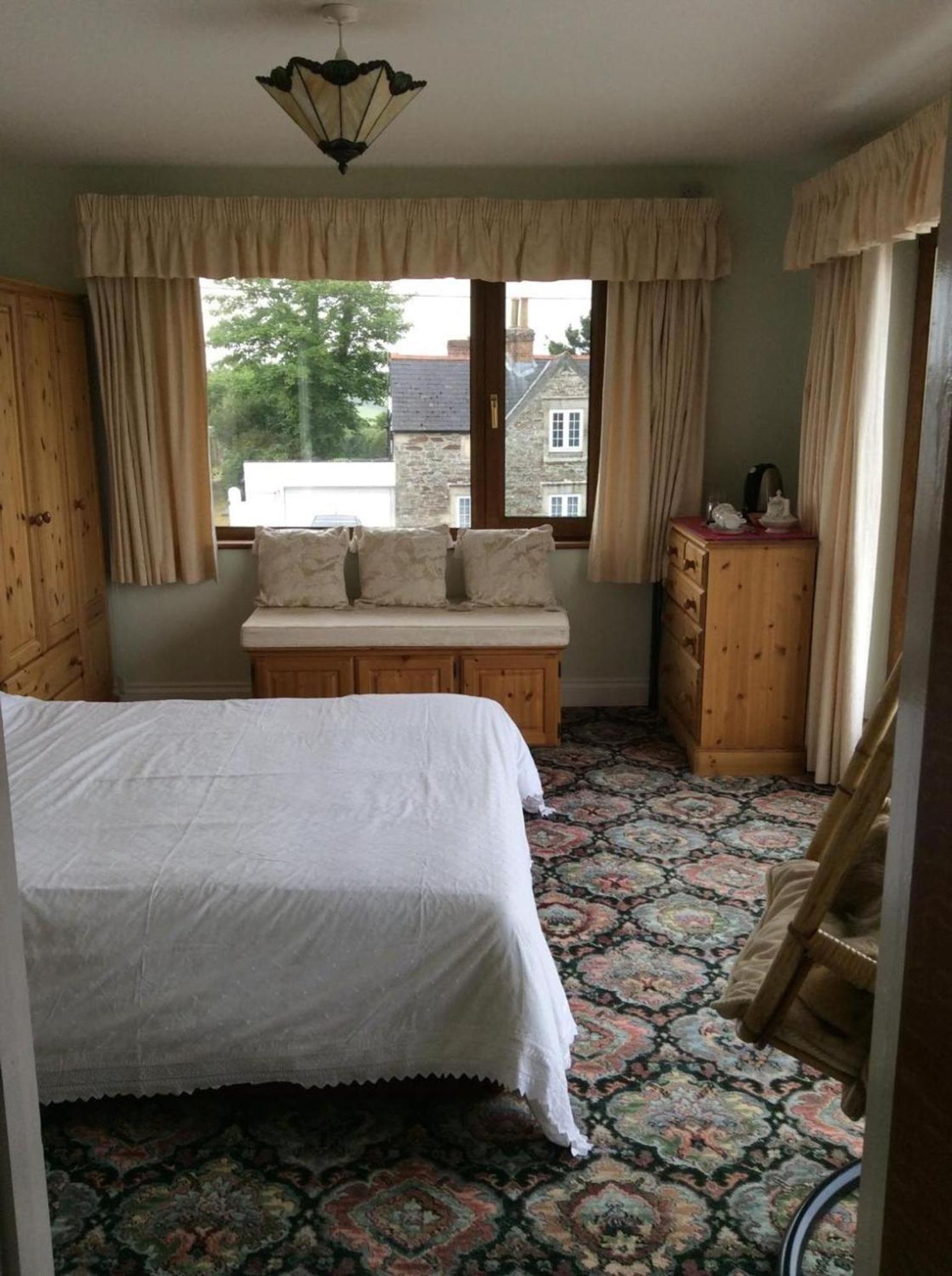 Room In Guest Room - Orchard Manor, Fore Street, Probus Truro Bagian luar foto